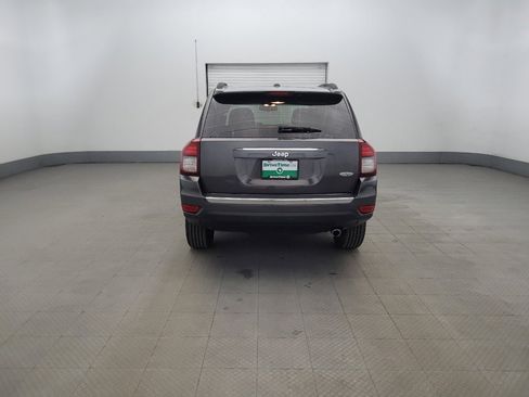 Used 2016 Jeep Compass High Altitude image 6