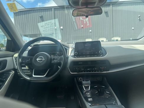 Certified 2023 Nissan Rogue SV w/ SV Premium B Package image 23