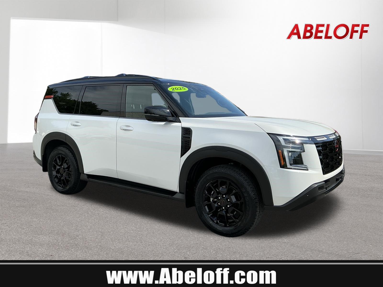 Used 2025 Nissan Armada PRO-4X AWD/4WD image 1