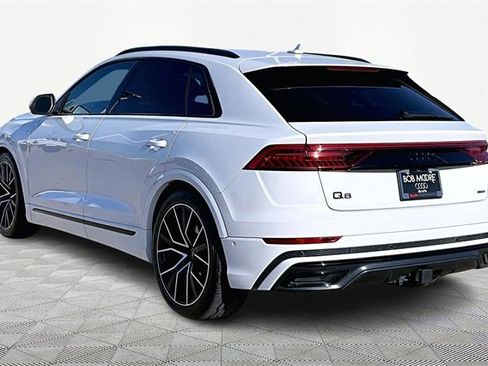 Used 2021 Audi Q8 Prestige image 12