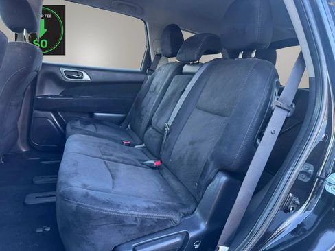 Used 2016 Nissan Pathfinder SV AWD/4WD image 22
