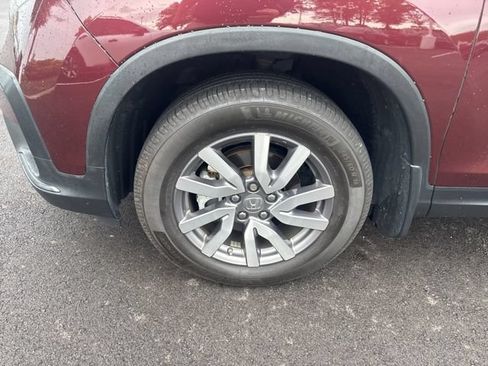 Used 2021 Honda Pilot EX image 19
