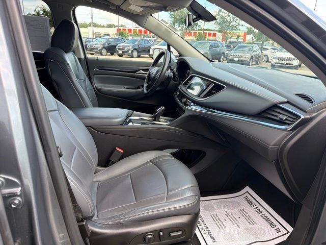Used 2018 Buick Enclave Essence AWD/4WD image 21