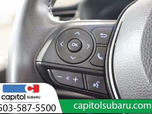 Used 2022 Toyota RAV4 XLE Premium AWD/4WD image 19