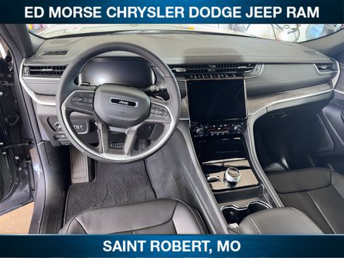 New 2025 Jeep Grand Cherokee L Limited w/ Luxury Tech Group II AWD/4WD image 28