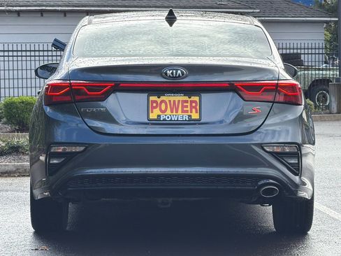 Used 2019 Kia Forte S w/ S Premium Package FWD image 5