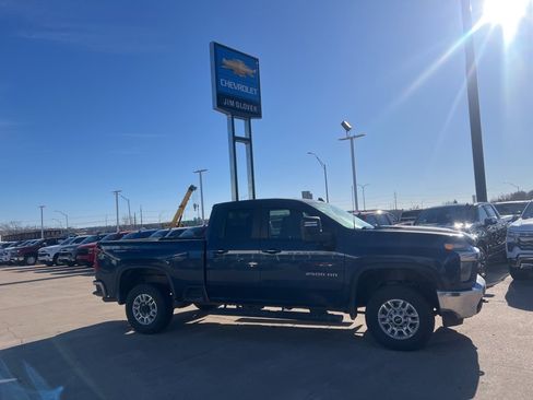 Used 2020 Chevrolet Silverado 2500 LT image 7