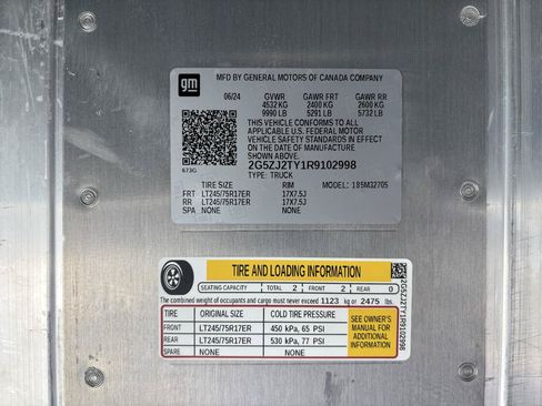 Used 2024 Chevrolet Brightdrop 400 w/ Commercial Equipment Package AWD/4WD image 32