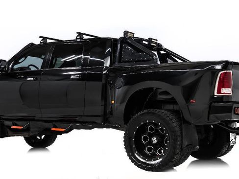 Used 2018 RAM 3500 Laramie image 4