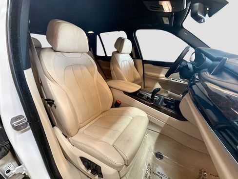 Used 2014 BMW X5 xDrive35d image 34