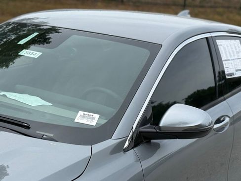 New 2026 Buick Envista Avenir FWD image 9