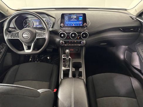 Used 2024 Nissan Sentra SV FWD image 31