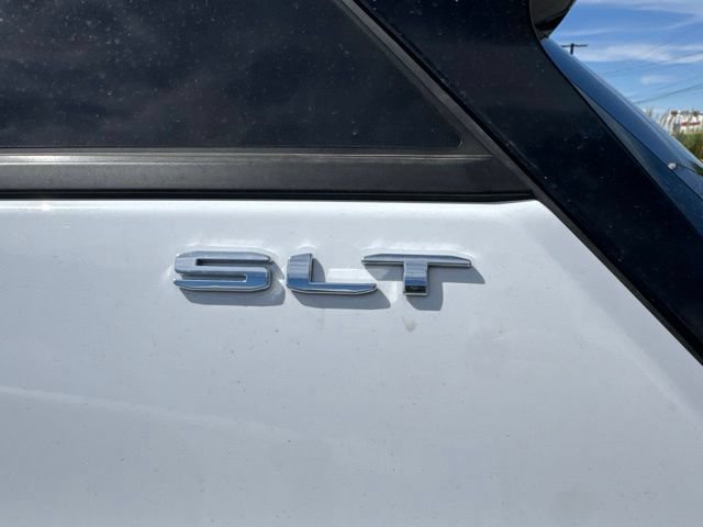 Used 2024 GMC Terrain SLT AWD/4WD image 10