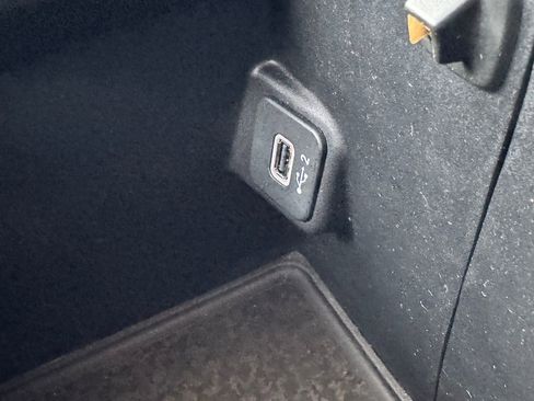 Used 2023 Jeep Wrangler Unlimited Sahara w/ Cold Weather Group image 28