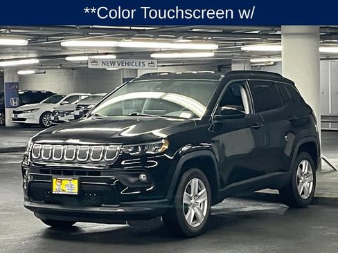 Used 2022 Jeep Compass Latitude AWD/4WD image 4