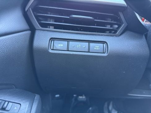 Used 2022 Nissan Altima 2.0 SR image 19