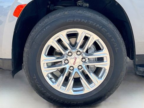 Used 2022 GMC Yukon SLT w/ SLT Premium Package AWD/4WD image 34