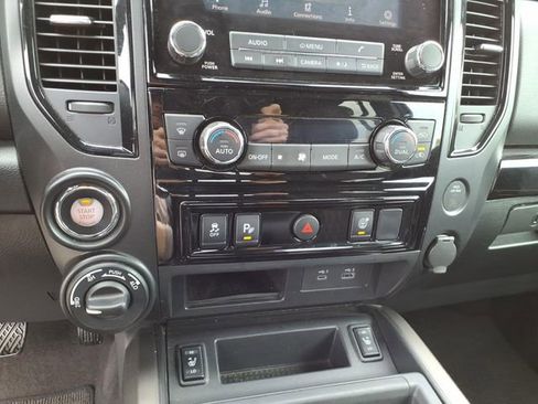 Certified 2024 Nissan Titan SV w/ SV Bronze Edition Package AWD/4WD image 13