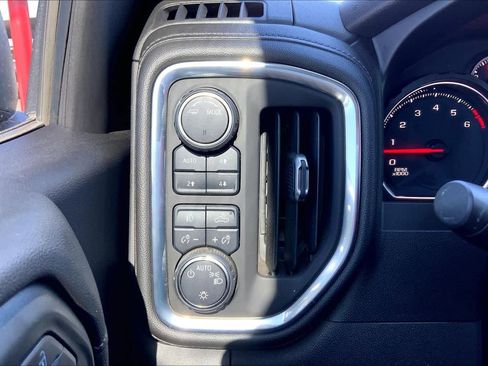 Used 2021 Chevrolet Silverado 1500 RST w/ Texas Edition Plus image 36