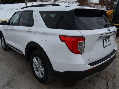 Used 2023 Ford Explorer XLT w/ Equipment Group 202A image 7