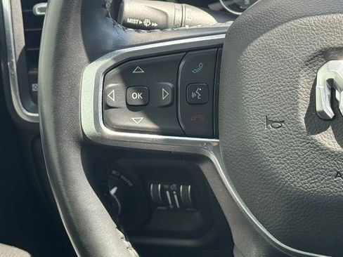 Used 2022 RAM 1500 Laramie AWD/4WD image 16