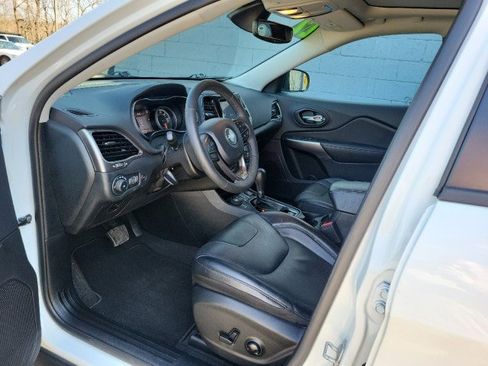 Used 2022 Jeep Cherokee Limited AWD/4WD image 10