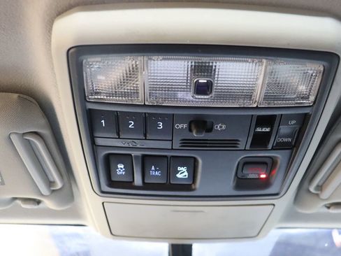 Used 2019 Toyota 4Runner Limited AWD/4WD image 41