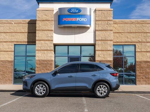 Used 2023 Ford Escape Active w/ Tech Pack #1 image 9