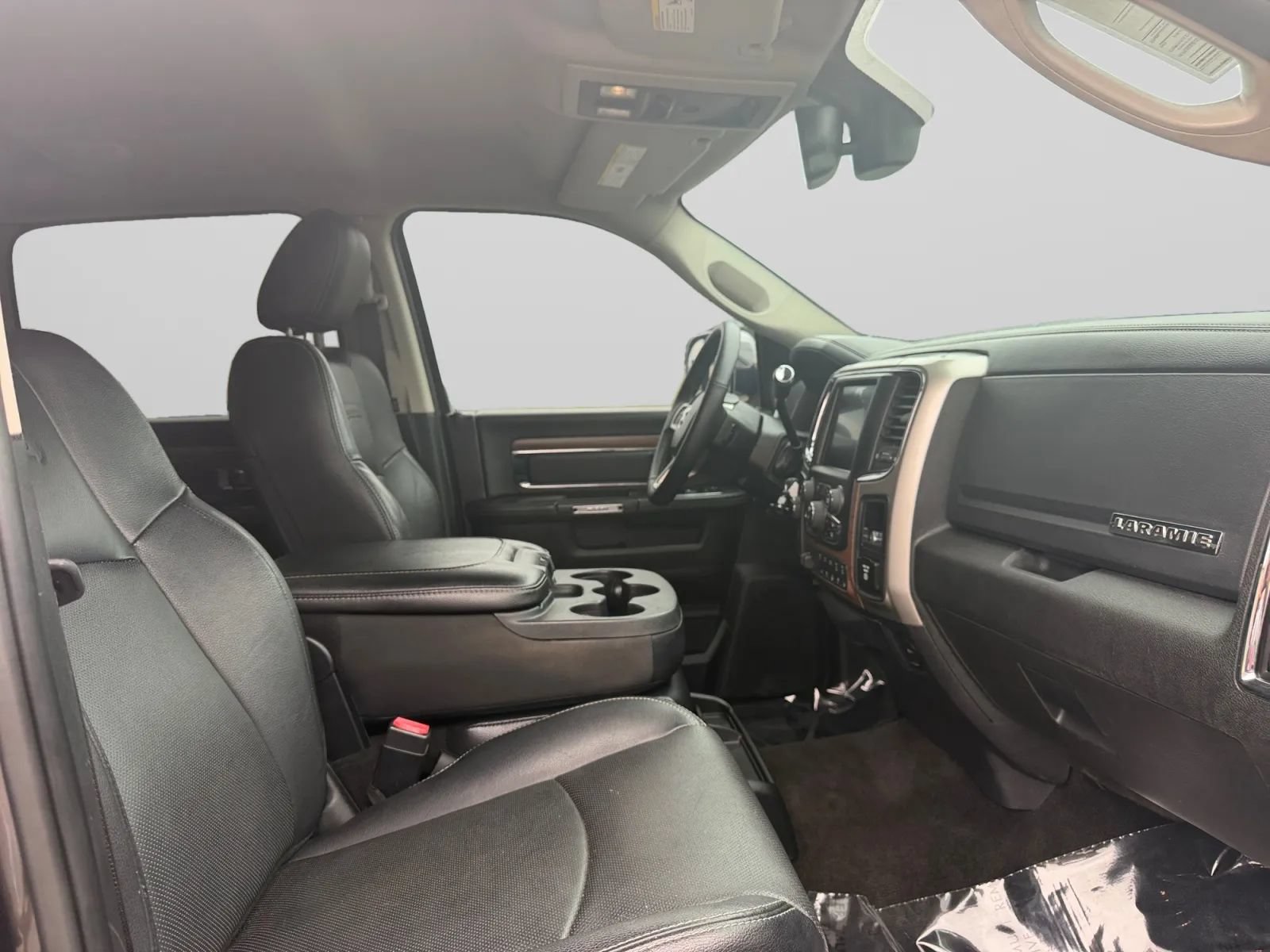 Used 2017 RAM 2500 Laramie AWD/4WD image 33