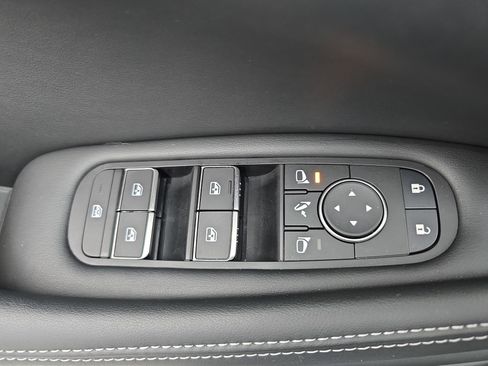 Used 2023 INFINITI QX60 Sensory w/ Vision Package image 29