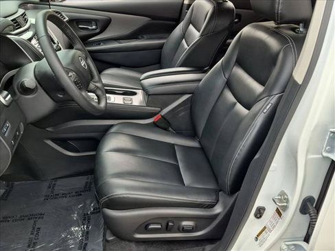Certified 2024 Nissan Murano SV w/ SV Midnight Edition Package FWD image 15