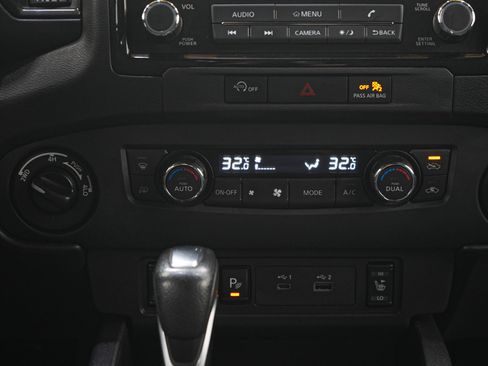 Used 2023 Nissan Frontier SV AWD/4WD image 19