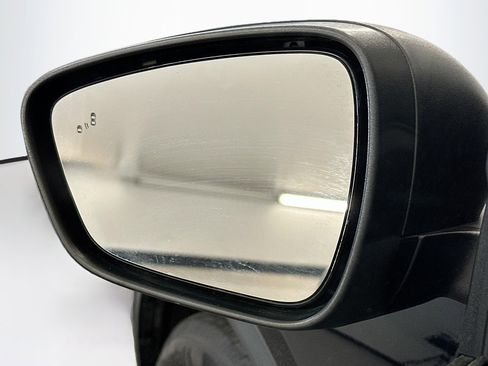 Used 2025 Ford Escape Active image 16