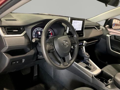 Used 2024 Toyota RAV4 LE image 18