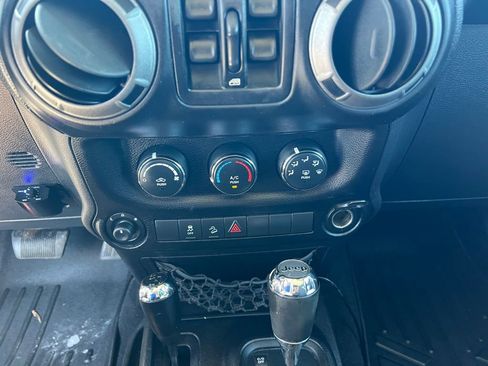 Used 2011 Jeep Wrangler Unlimited Sport image 28