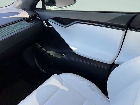Used 2021 Tesla Model S Long Range AWD/4WD image 12
