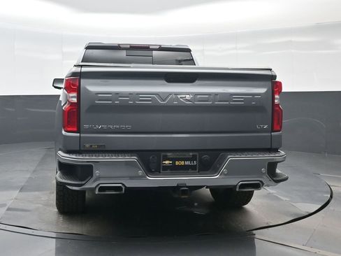 Used 2020 Chevrolet Silverado 1500 LTZ w/ LTZ Premium Package AWD/4WD image 5