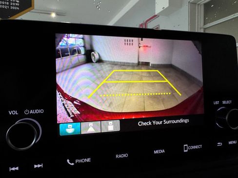 Used 2023 Honda Accord EX image 19