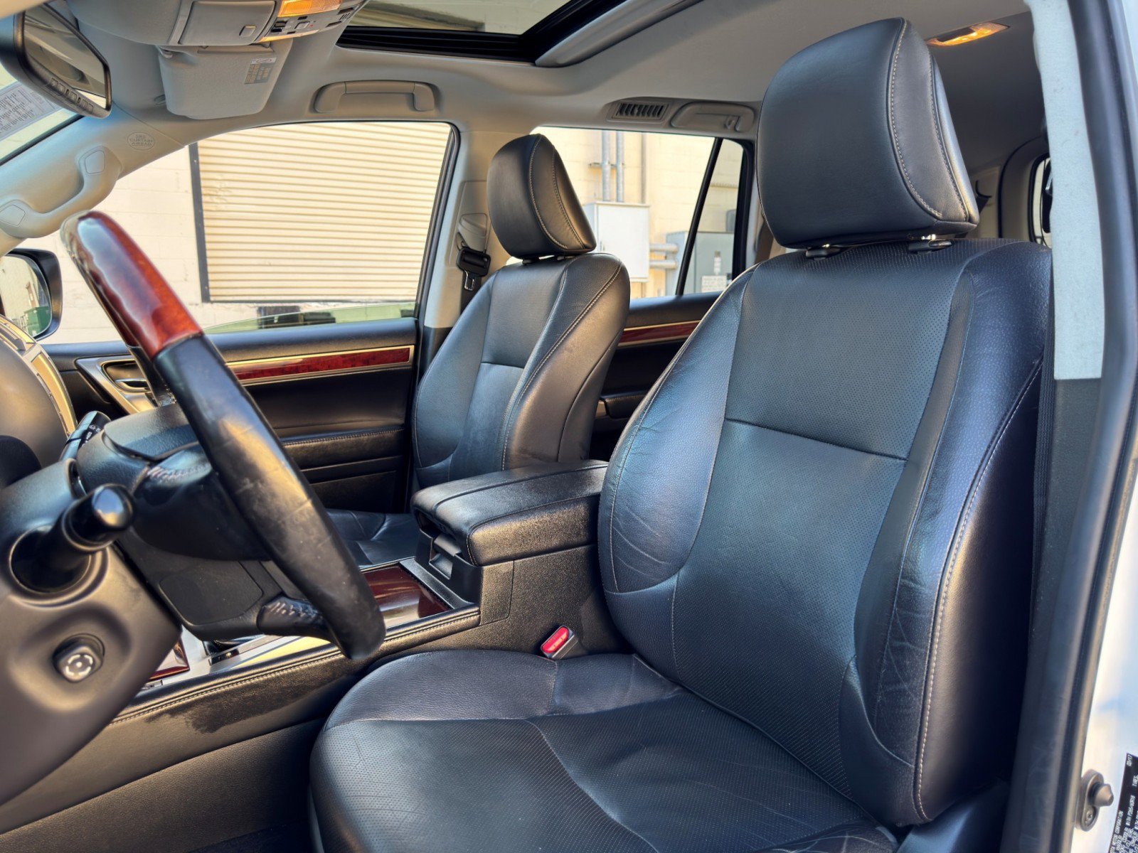 Used 2017 Lexus GX 460 Premium AWD/4WD image 37