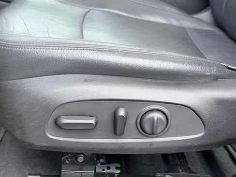 Used 2017 Chevrolet Malibu LT image 21