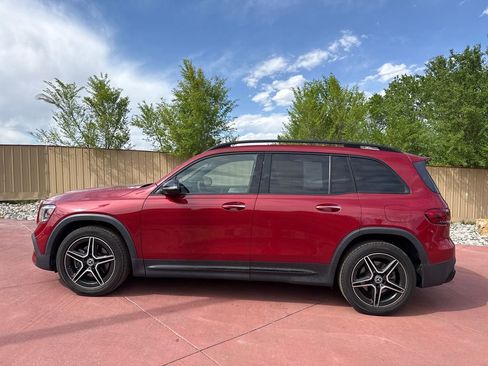 Used 2020 Mercedes-Benz GLB 250 4MATIC image 4