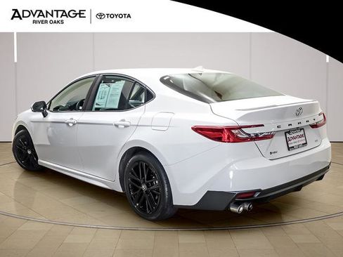 Certified 2025 Toyota Camry SE image 5