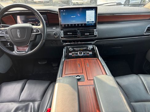 Certified 2023 Lincoln Navigator Reserve AWD/4WD image 29