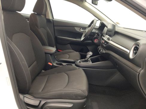 Used 2021 Kia Forte LXS FWD image 21