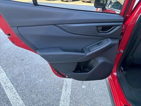 Used 2021 Subaru Crosstrek 2.0i Premium w/ Moonroof Package image 32