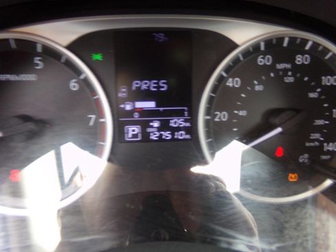 Used 2020 Nissan Versa S image 11