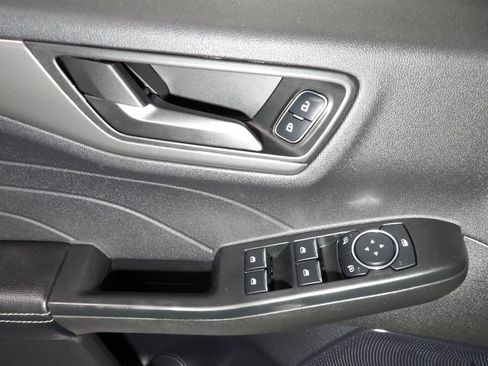 Used 2024 Ford Escape Active FWD image 11