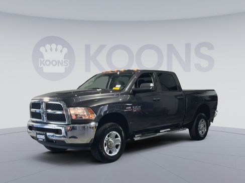 Used 2018 RAM 2500 Tradesman w/ Chrome Appearance Group AWD/4WD image 5
