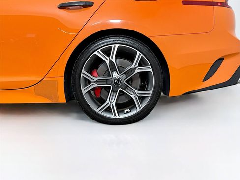 Used 2019 Kia Stinger GTS RWD image 18