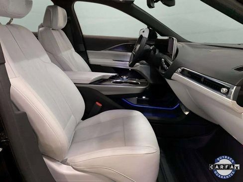 Used 2023 Cadillac Lyriq 2WD image 24